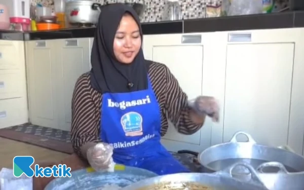 Thumbnail Berita - Dari Dapur Sederhana ke Pasar Nasional: Arini Kembangkan Usaha Empek-Empek dengan Dukungan Medco Energi