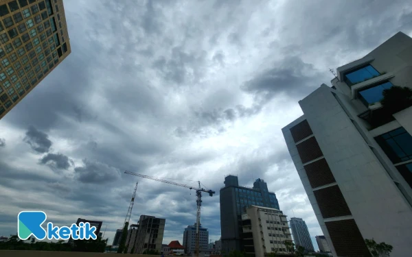 Thumbnail Cuaca Kota Bandar Lampung 4 November 2025 Dikabarkan Berawan, Jayawijaya Turun Hujan