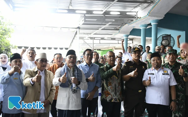 Kunjungi Bondowoso, Menko Pangan Zulkifli Hasan Pastikan Harga Pupuk Turun 20 Persen Secara Nasional