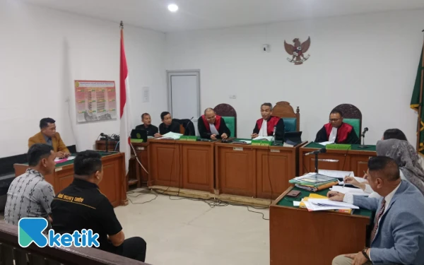 Thumbnail Saksi Kejaksaan Gagal Diperiksa, Sidang Perlawanan Putusan PN Palembang Kembali Ditunda
