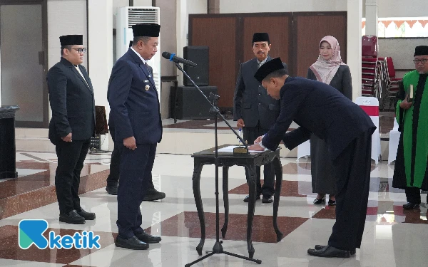 Thumbnail Berita - Sembilan Pejabat Eselon II Resmi Dilantik, Bupati Bondowoso Dorong Aparatur Berintegritas dan Adaptif Hadapi Tantangan Daerah