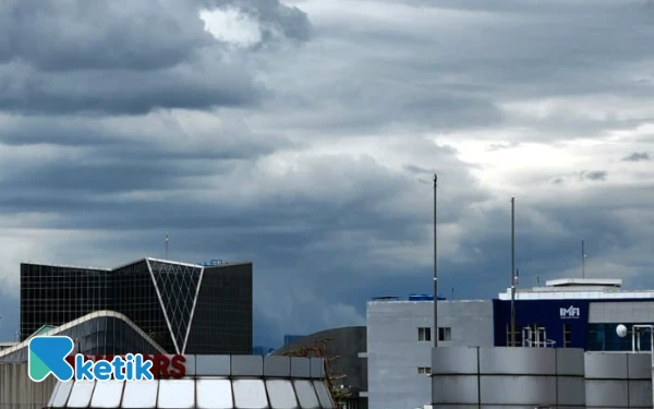 Thumbnail Surabaya dan Magetan Diprediksi Hujan Ringan Hari Ini! Cek Daerahmu Sekarang