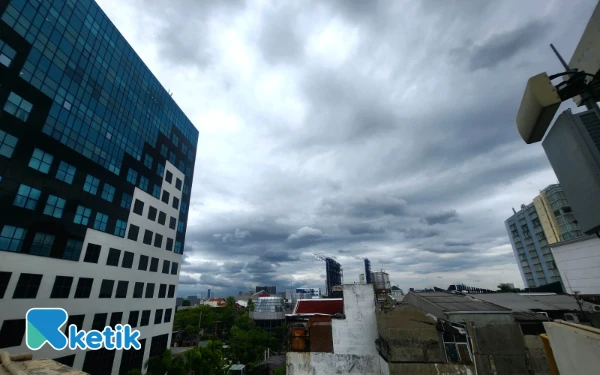 Thumbnail Cuaca Ekstrem, Hujan Es Berpotensi Terjadi di 6 Wilayah Jatim