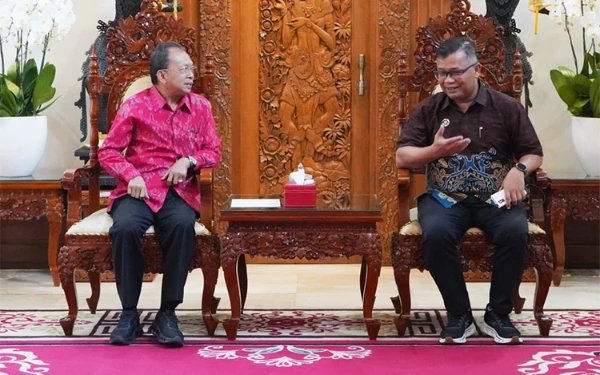 Thumbnail Berita - Program SPPG di Bali Dipacu, Gubernur Koster Minta Pangan Lokal Jadi Bahan Utama Makan Bergizi Gratis