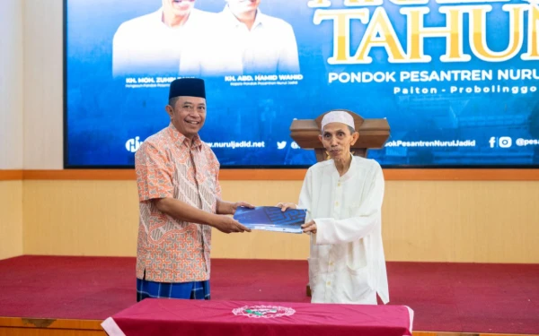 Thumbnail Berita - Intip 6 Jurus Jitu KH Abdul Hamid Wahid Kembangkan PPNJ Nurul Jadid hingga Santri Go International