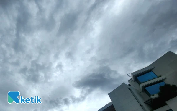 Thumbnail Cuaca Kota Surabaya 9 November 2025 Diprakirakan Hujan Ringan, Begitu Juga Kota Malang