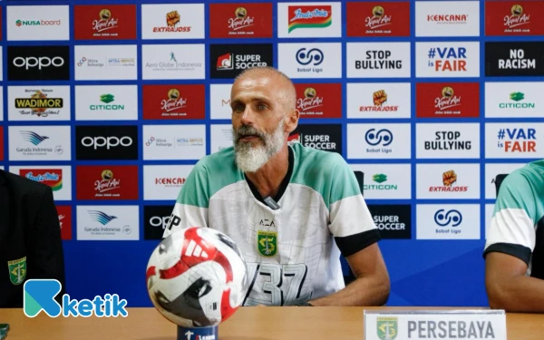 Thumbnail Jelang Jamu Arema FC, Pelatih Persebaya Eduardo Perez Bertekad Raih Poin Penuh di Kandang
