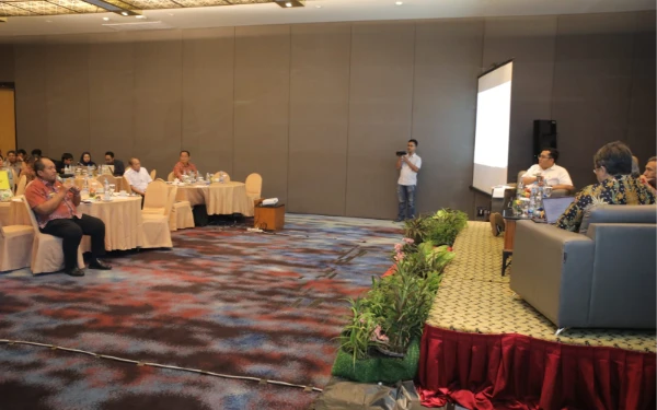 Thumbnail Berita - Bupati Asahan Dukung Pengembangan Energi Terbarukan di Sumatera Utara