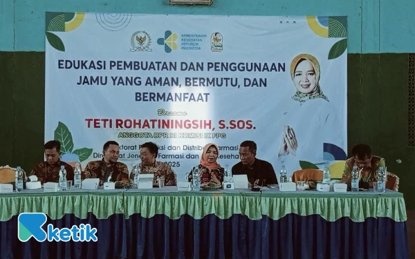 Sosialisasi Germas di Cilacap, DPR RI Teti Bahas Persoalan Nonaktif BPJS PBI hingga Konsumsi Jamu Ilegal
