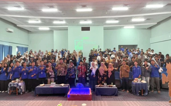 Thumbnail Generasi Muda dan Intelektual Spiritual, Habiburrahman El Shirazy Berbagi Inspirasi di UIN Malang