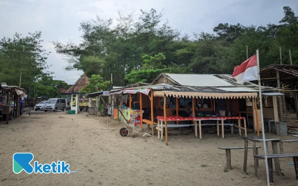Dituding Bangun Warung Liar, Pedagang di Sisi Barat Pancer Dorr Angkat Bicara
