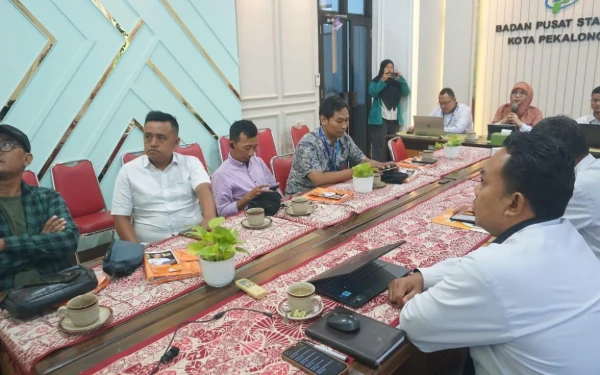 Thumbnail Berita - BPS Kota Pekalongan Perkuat Kerja Sama dengan Media Lewat Kegiatan Literasi Statistik