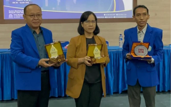 Thumbnail Berita - UNP Kediri Jadi Tuan Rumah PPL IAI Jatim, Dorong Integritas Akuntan Global