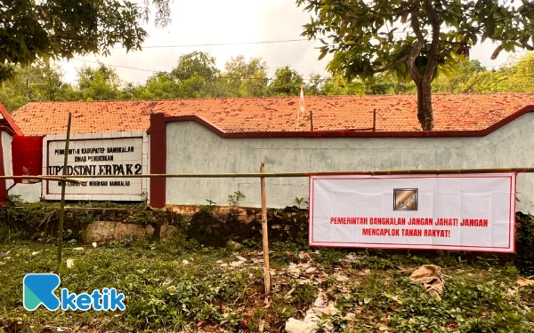 Thumbnail Berita - Disdik Bangkalan Pertanyakan Kejanggalan Sertifikat Tanah SDN Lerpak 02, BPN Dinilai Abai Prosedur