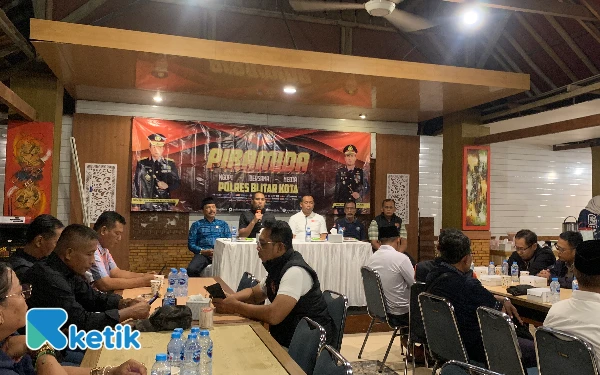 Thumbnail Berita - Polres Blitar Kota Ajak Media Ngopi Bareng, Bangun Sinergi dan Ruang Informasi Sehat