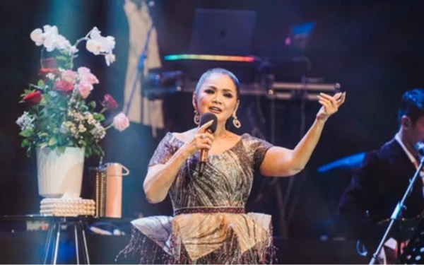 Thumbnail Vina Panduwinata Menangis di DPR: Soroti Royalti Lagu yang Belum Adil untuk Pencipta