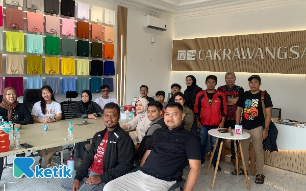 Thumbnail Berita - HIPMI Kota Blitar Ajak Anggota Blusukan ke UMKM Lewat Company Visit dan Riding Berbagi