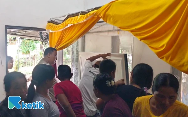 Thumbnail Berita - Buruh Bangunan Tewas Tersengat Listrik di Desa Sanggalangit Buleleng