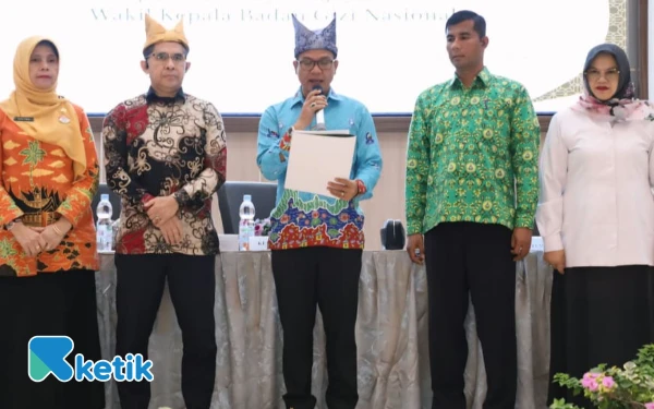 Thumbnail Berita - Perkuat Keamanan Pangan MBG, AKKOPSI Deklarasi Kesiapsiagaan Tenaga Sanitasi Lingkungan