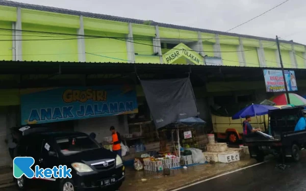 Thumbnail Berita - Kerap Picu Kemacetan, Pasar Tulakan Pacitan Dapat Perluasan Lahan Tahun Ini