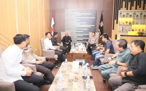 Thumbnail Berita - Perkuat Kamtibmas, Polres Kediri Kota Gandeng PSHT Jaga Kondusivitas di Tengah Dualisme Organisasi