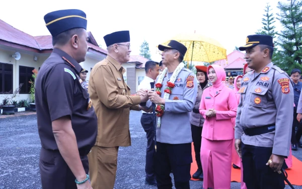 Thumbnail Kunker di Polres Bener Meriah, Kapolda Aceh Tekankan Penguatan Kamtibmas dan Pelayanan Publik