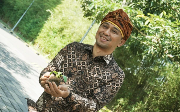 Thumbnail Dari Situs Kuno ke Lobi Hotel dan Video Klip: Jejak Cinta Sejarah Sugito Adhi, GM Grand Mercure Malang Mirama