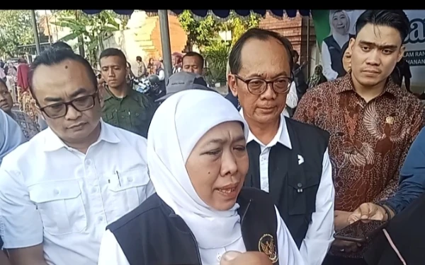 Thumbnail Semeru Erupsi! Khofifah Gerak Cepat Evakuasi Warga, Ingatkan Bahaya Rekam Jarak Dekat