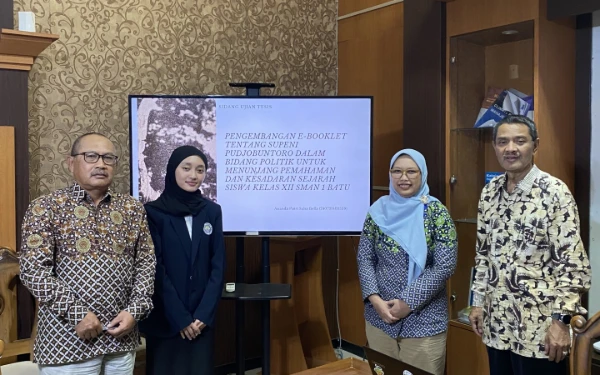 Thumbnail Cerita Ananda Putri Salsa Bella, Lulusan Tercepat S-2 Pendidikan Sejarah UM