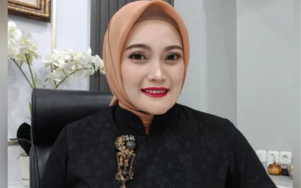 Thumbnail Berita - Diisukan Jadi Calon Pendamping Plt Bupati Ponorogo, Ini Sosok Inda Raya