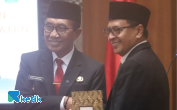 Thumbnail Berita - Bupati Pamekasan Dorong Para ASN Beri Pelayanan Maksimal Pada Publik