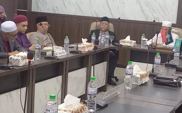 Thumbnail Belasan Mufti Perak Malaysia Pelajari Tarekat di JATMAN PWNU Jatim