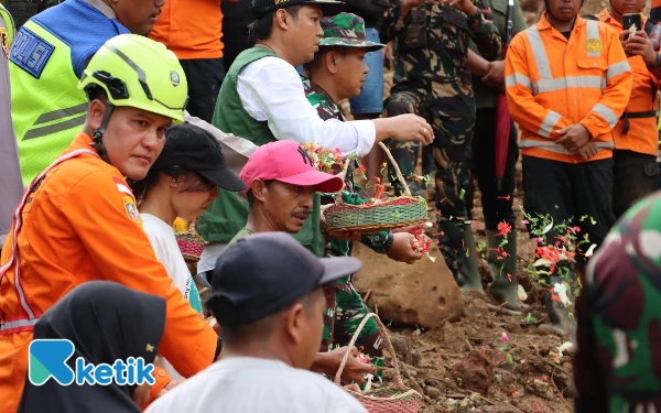Thumbnail Berita - Longsor Majenang: Operasi SAR Resmi Ditutup, 2 Korban Belum Ditemukan