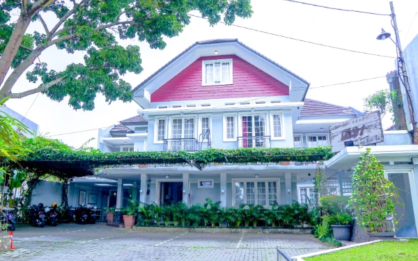 Thumbnail Menginap Nyaman di Malang, Boutique B21 Azana Hotels Tawarkan Ketenangan dan Harga Terjangkau