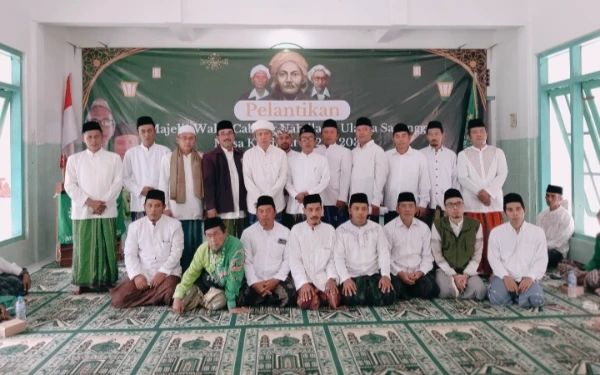 Thumbnail Berita - PCNU Sumenep Lantik Pengurus MWC NU Saronggi, Ketua MWC: Kami Siap Mengemban Amanah