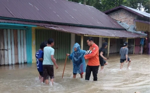 Thumbnail Deretan Bencana Hidrometeorologi 21–24 November, BNPB: Waspadai Hujan Lebat Berkepanjangan