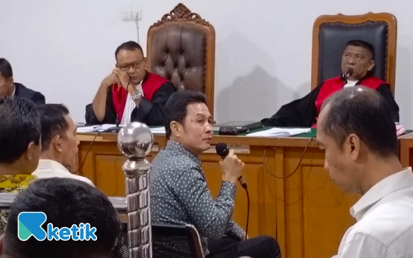 Thumbnail Sidang Pasar Cinde Bongkar Fakta Baru, Tiang Cendawan Bersejarah Rusak Parah dan Tanah Bukan Aset Pemkot