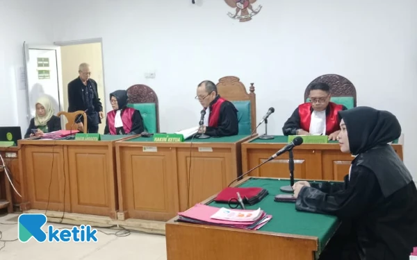 Thumbnail Oknum Polisi Ichsan Divonis 7 Bulan Penjara Kasus Penipuan Surat Tanah