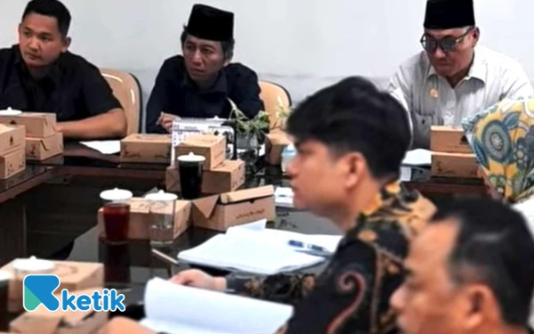 Thumbnail Berita - Demi Kepastian Hukum dan Kualitas Hunian, Komisi III DPRD Kabupaten Blitar Matangkan Ranperda Perumahan dan Permukiman