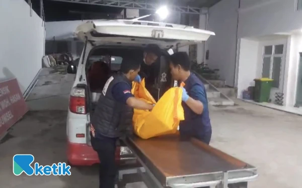 Thumbnail Pasutri Diduga Jadi Korban Perampokan di Palembang, Suami Tewas dan Istri Kritis