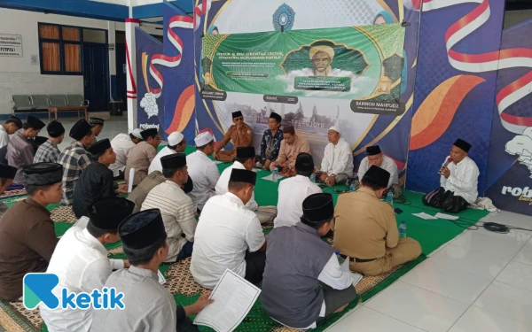 Gelar Istighosah, Warga Robatal Sampang Sambut Penetapan Syaikhona Kholil sebagai Pahlawan Nasional