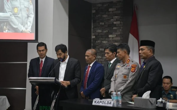 Thumbnail Gubernur Aceh Tetapkan Status Darurat Bencana hingga 11 Desember 2025