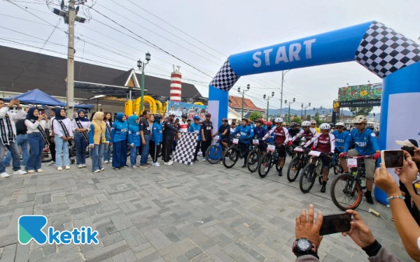 Thumbnail Berita - Pedal Juara Menggema, Bike Adventure Piala Wali Kota Meriahkan HUT ke-17 Kota Sungai Penuh