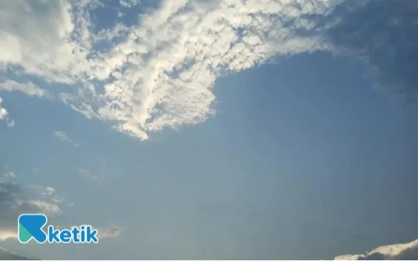 Thumbnail Cuaca Kota Jakarta 1 Desember 2025 Cerah Berawan, Kupang Hujan Petir