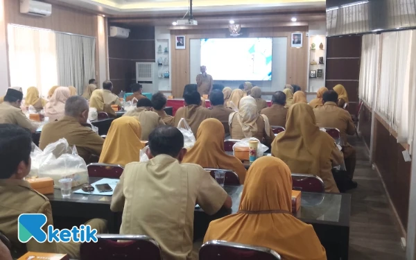 Thumbnail Berita - Serah Terima Jabatan Dinkes Brebes, Tambah Raharjo Gantikan Ineke Tri Sulistyowaty