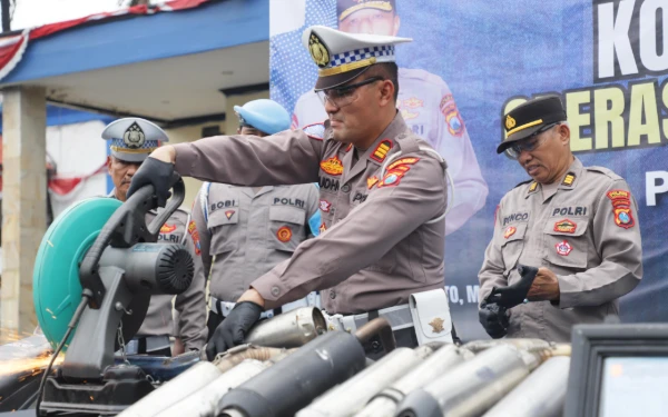 Thumbnail Berita - 43 Ribu Pelanggar di Kota Kediri Terjaring Operasi Zebra Semeru 2025