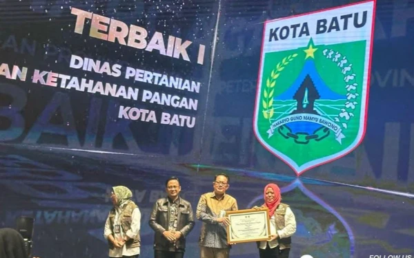 ‎Sukses Kendalikan PMK, Distan KP Kota Batu Borong Dua Penghargaan