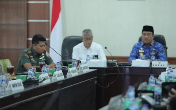 Thumbnail Waspada Nataru! Forkopimda Asahan Tingkatkan Koordinasi Antisipasi Lonjakan Wisatawan dan Cuaca Ekstrem