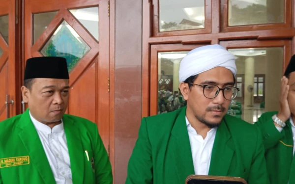 Thumbnail Berita - Putra Mbah Maimoen Ajak PPP Lawan Politik Uang