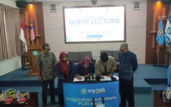 Thumbnail Berita - PPKn dan Pendidikan Bahasa Inggris UNP Kediri Bidik Akreditasi Unggul Lewat Kerja Sama ASEAN